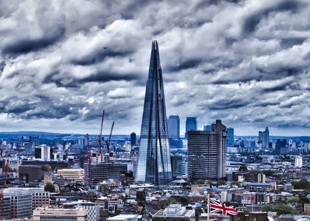 Стеклянная пирамида Лондона. Небоскреб The Shard | proBauhaus.ru