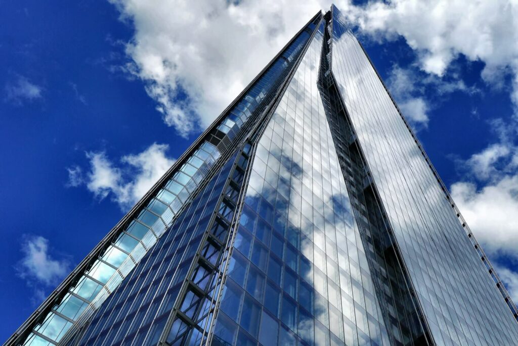 Стеклянная пирамида Лондона. Небоскреб The Shard | proBauhaus.ru