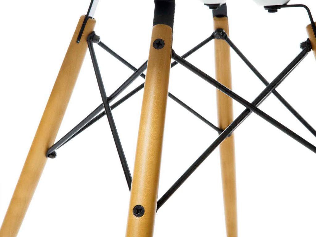 Eames plastic chair