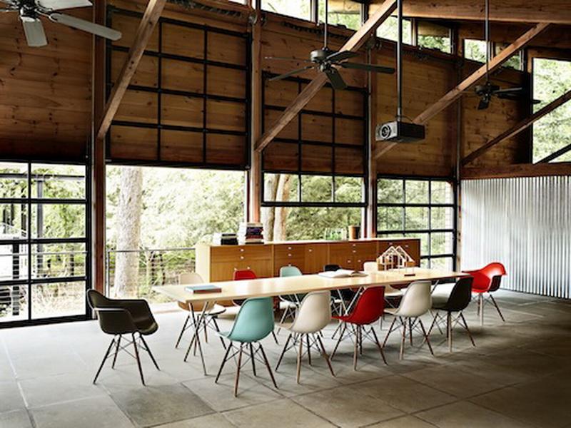 Eames plastic chair
