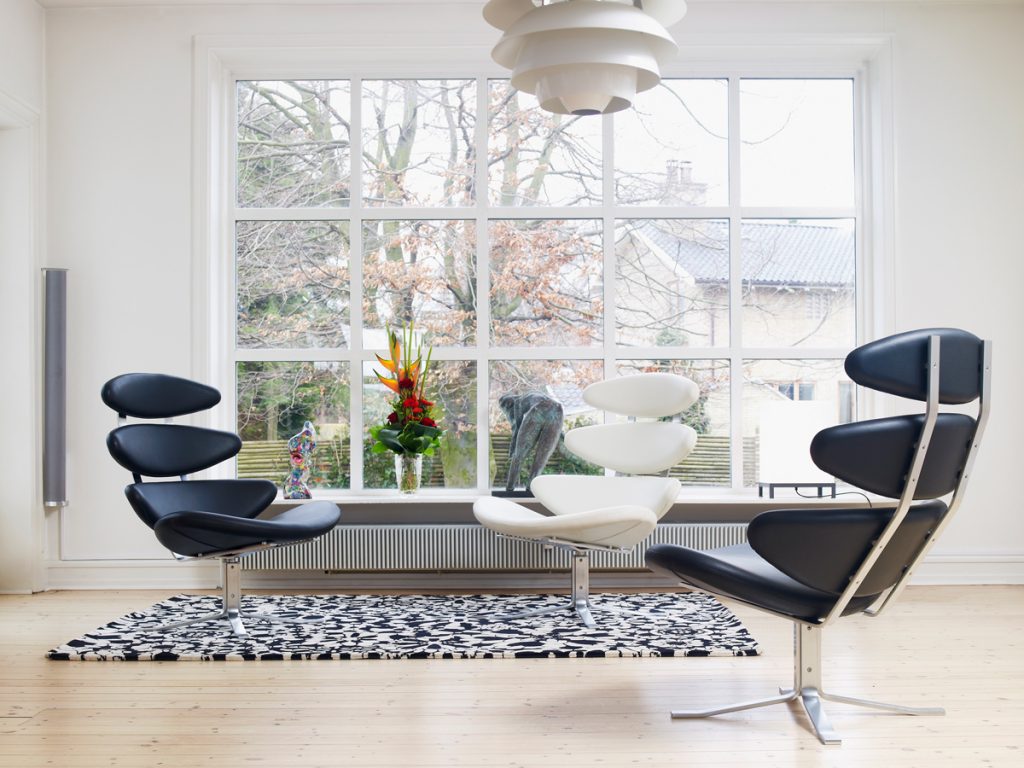 Corona Chair