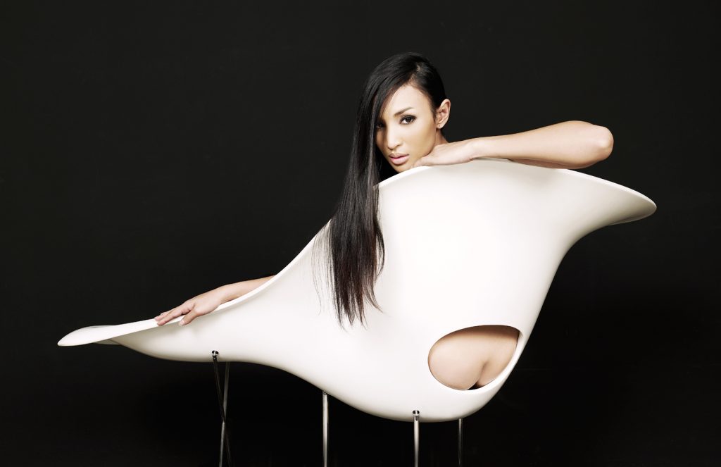 La Chaise, Charles & Ray Eames