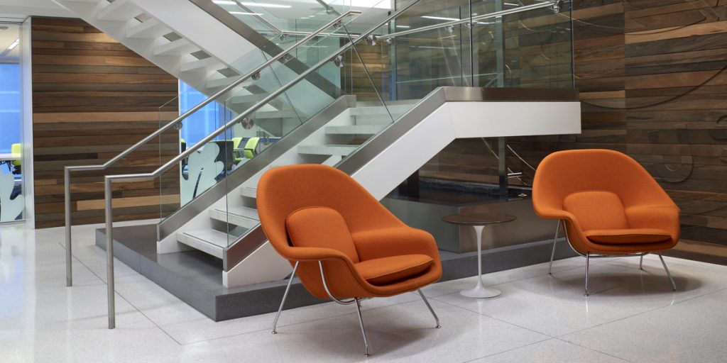 Womb chair, Ээро Сааринен