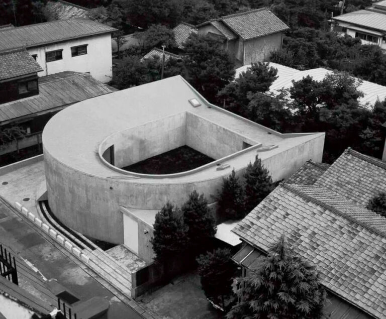 U-House.  Токио 1976 г.
